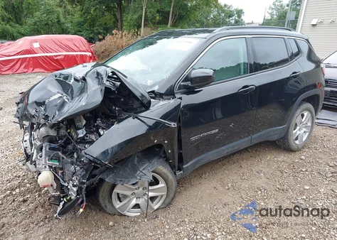 2022 Jeep Compass Latitude 4X4 из США, поврежденный, VIN 3C4NJDBB7NT152568